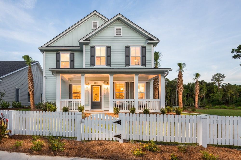 RavenelExterior of the Lennar at BessemerParkBridge