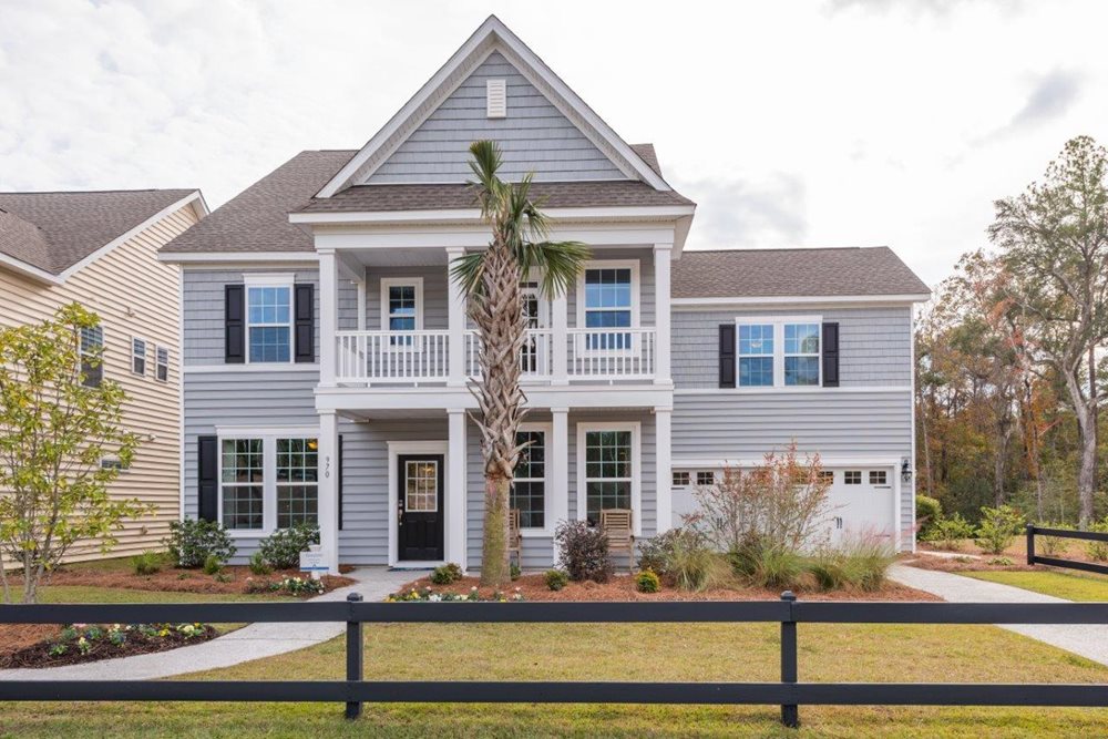 GraysonExterior of the Lennar at CoosawPreserve