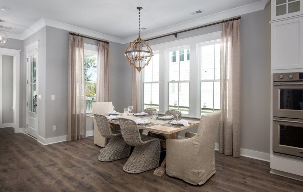RutledgeDiningArea of the Lennar at Stonoview
