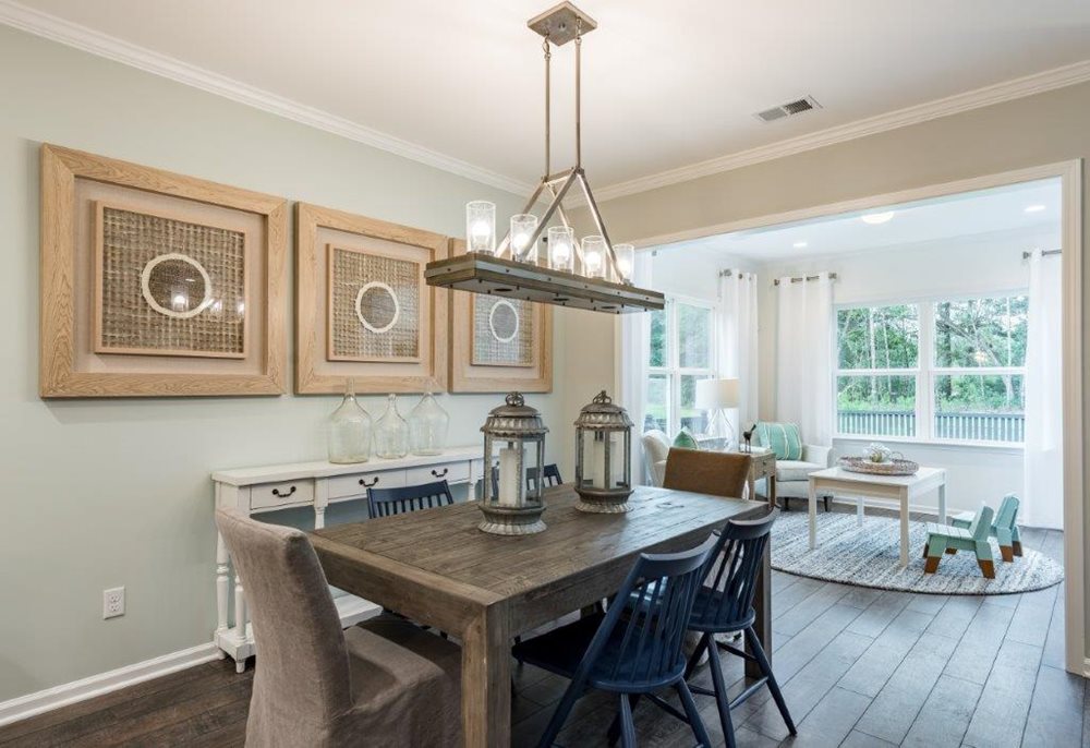 HamptonDining at LaurelGlen by Centex