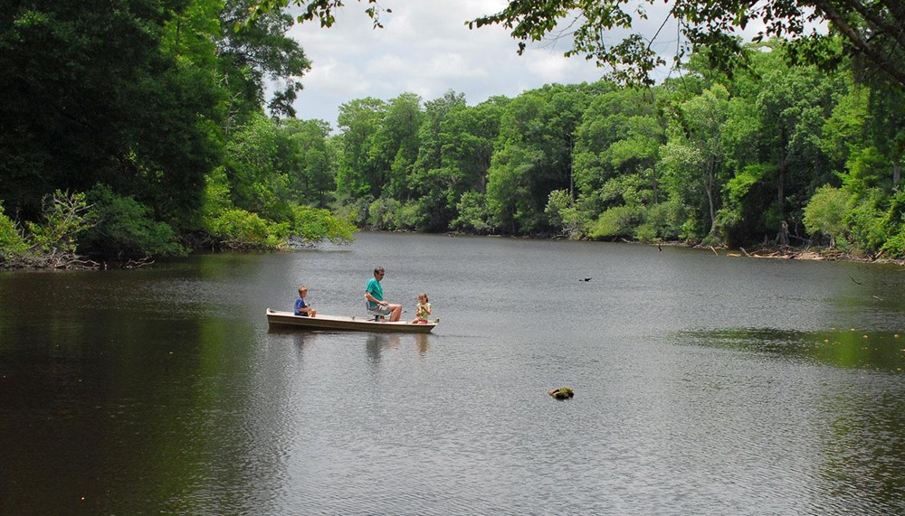 Canoe at ThePonds by DanRyan