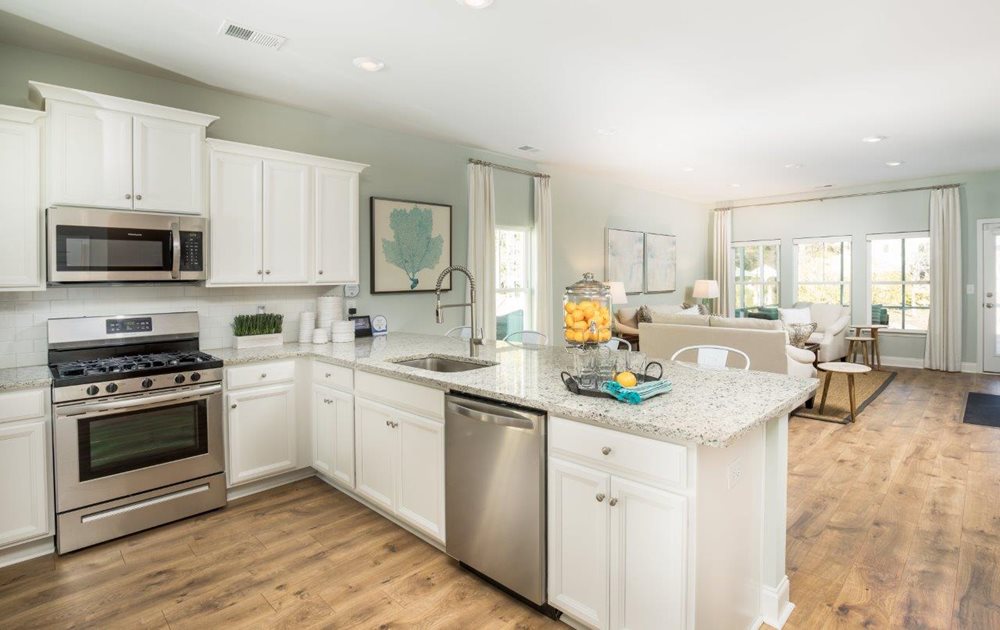 KensingtonKitchen at BessemerParkArbor by Lennar
