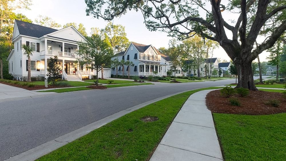 Streetscape at RiversideCarolinaPark by Lennar