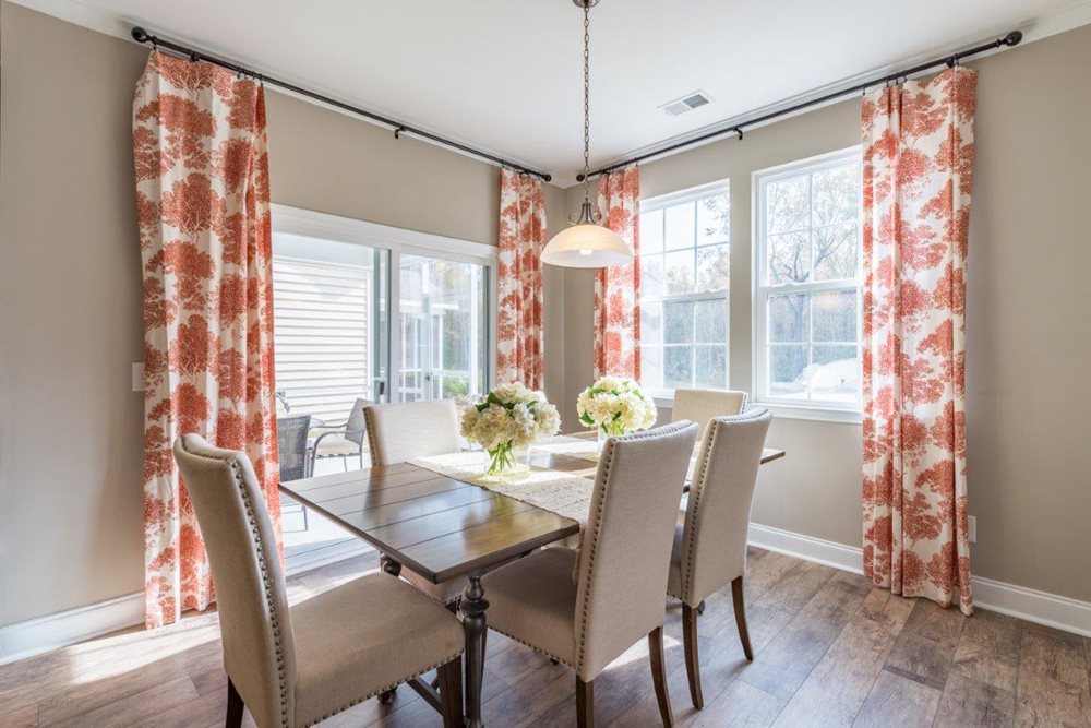 GraysonDining3 at CoosawPreserve by Lennar