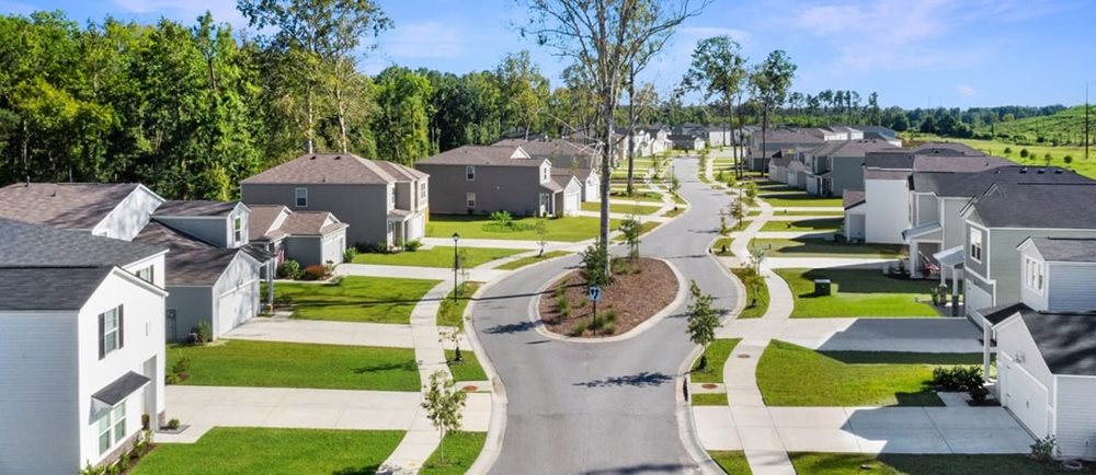 Streetscape at GrandBees by Lennar