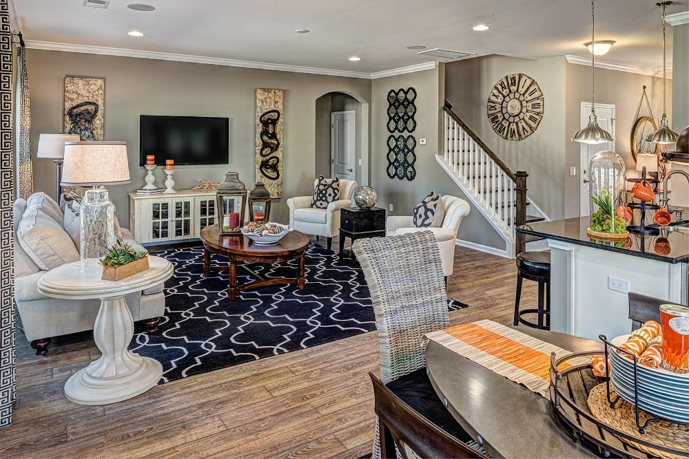 LivingRoom at LakesidePark by CalAtlantic