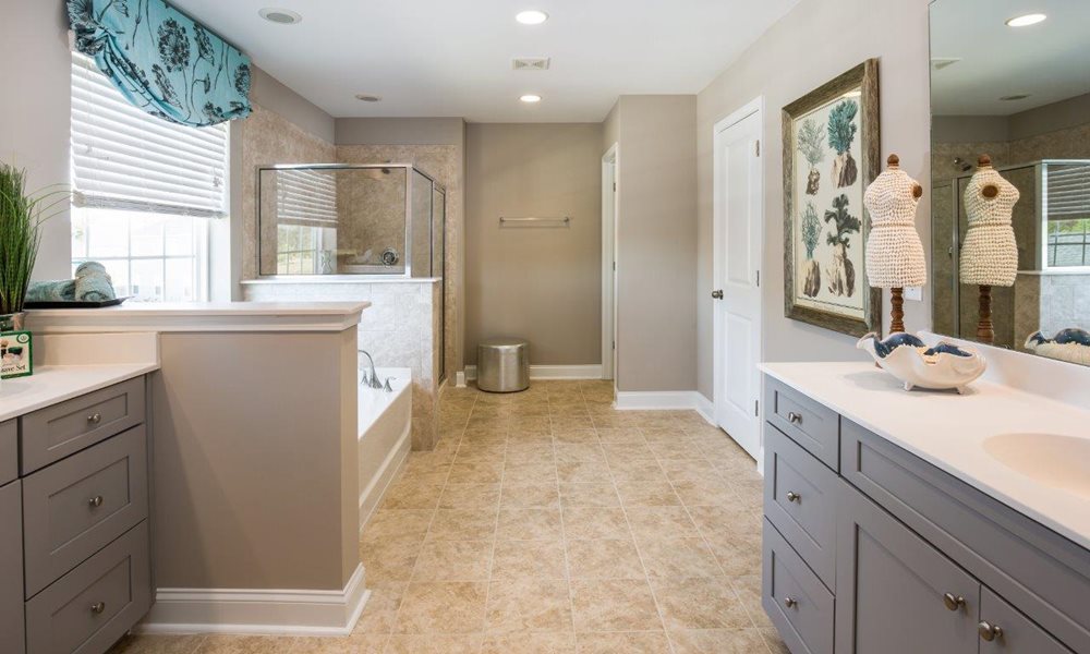JasperBathroom at LinderaPreserve by Lennar