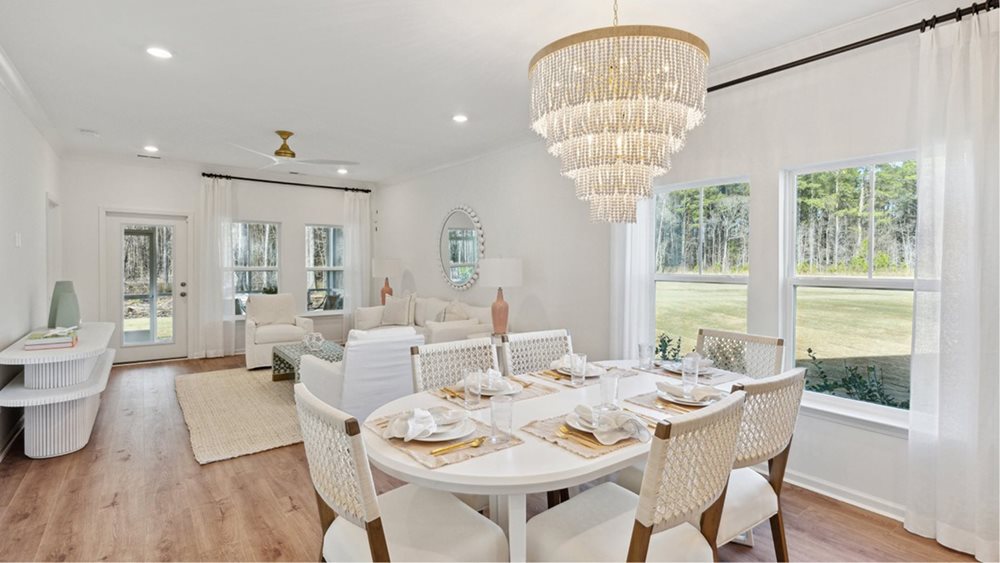 DrakeDining at SavannahQuarters by Lennar