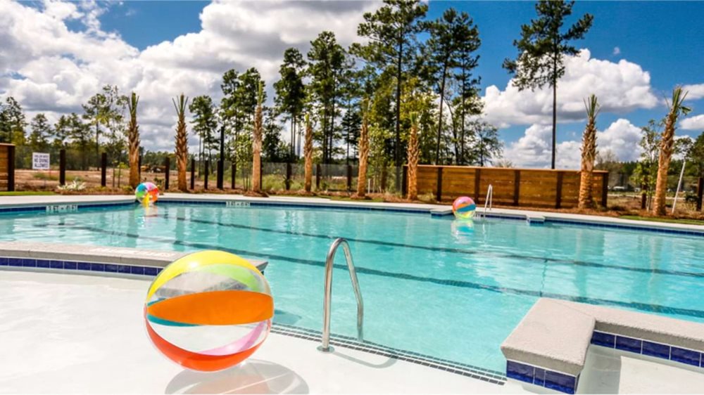 Pool at SummersCorner AzaleaRidge by Lennar