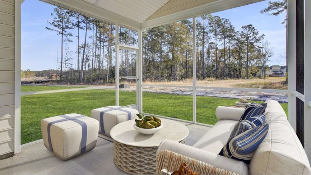 HenningerPorch at HeronsWalkSummersCorner by Lennar