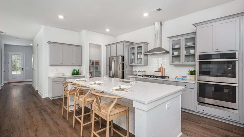 SummersCorner TheVillage AshleyKitchen1