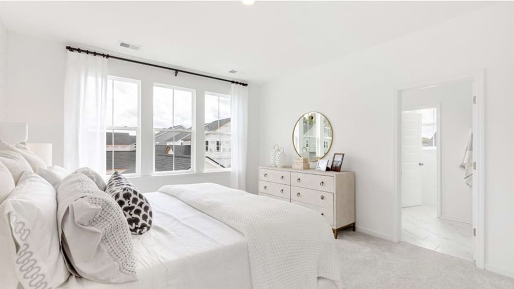 SummersCorner TheVillage ElliotBedroom2