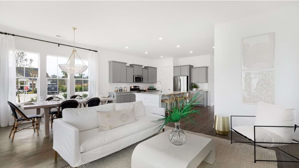SummersCorner TheVillage ElliotLiving2
