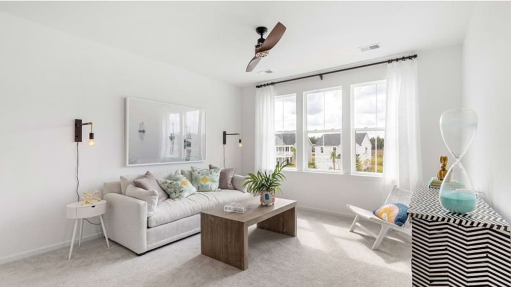 SummersCorner TheVillage ElliotLoft