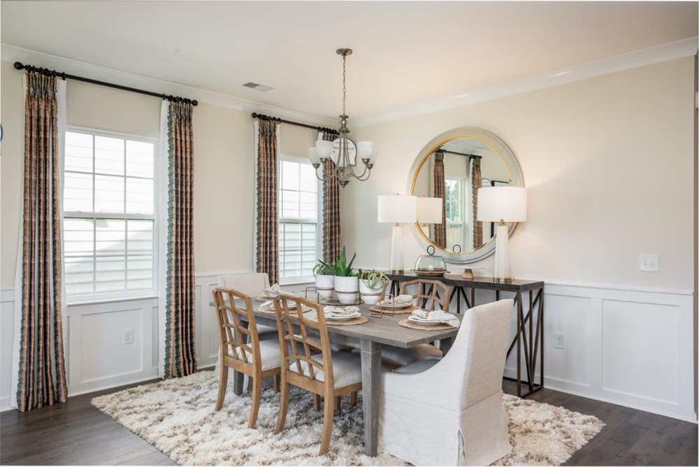 EvansDining at TimberTrace by Lennar