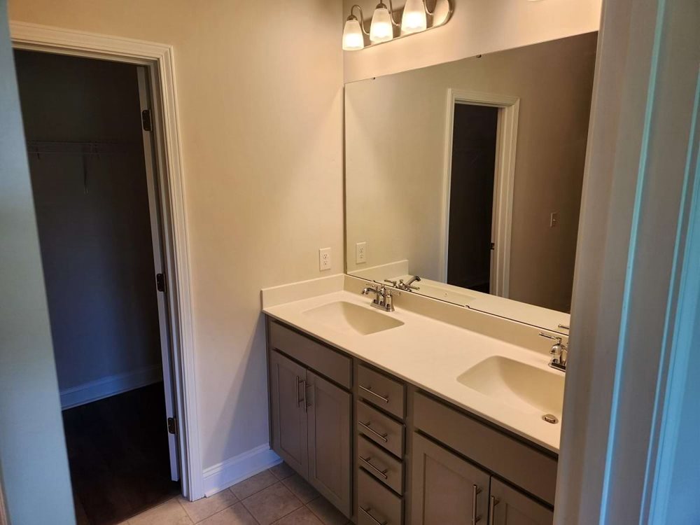 Enclave LakeMarion Bathroom