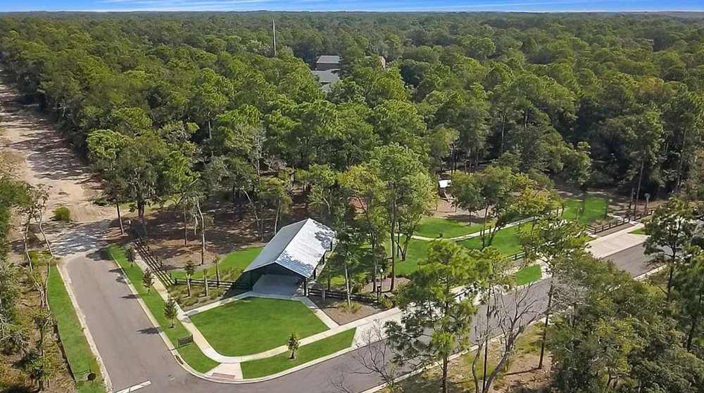 Amenities at GleasonFarm by Mungo