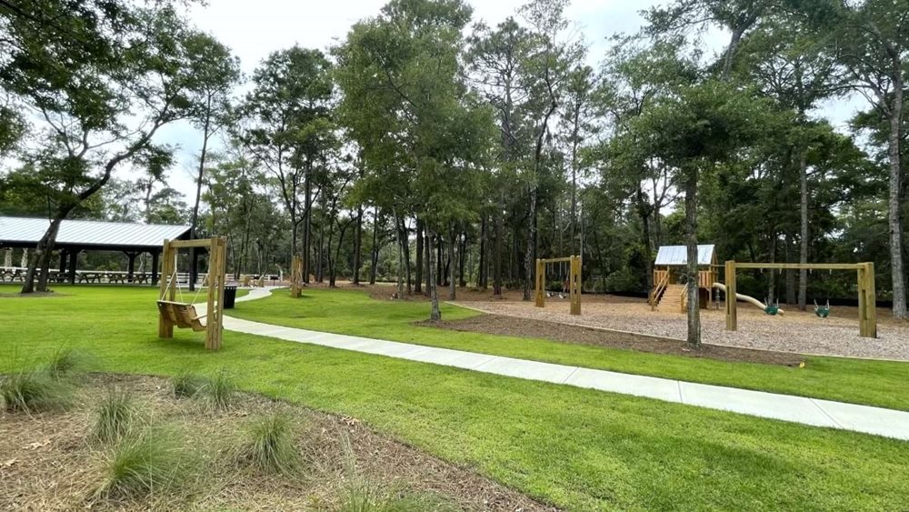 Amenities3 at GleasonFarm by Mungo