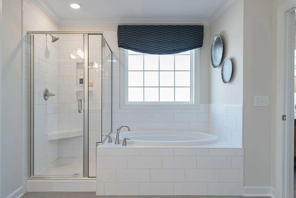 Bathroom at GleasonFarm by Mungo