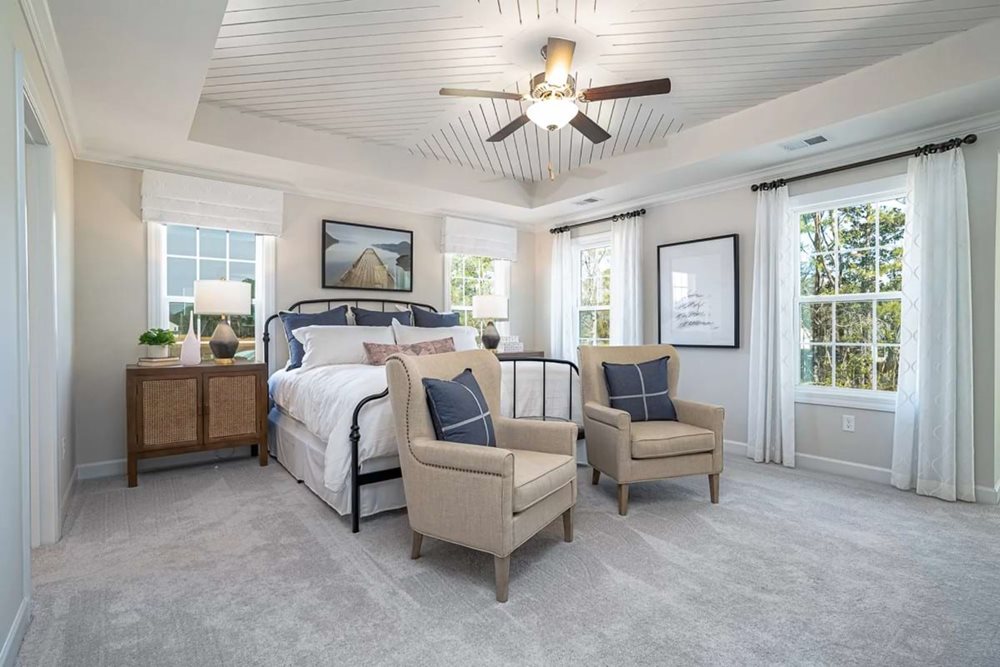 Bedroom at GleasonFarm by Mungo