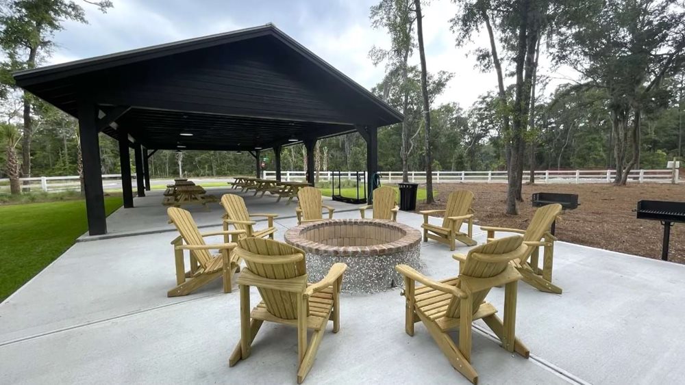 Firepit at GleasonFarm by Mungo