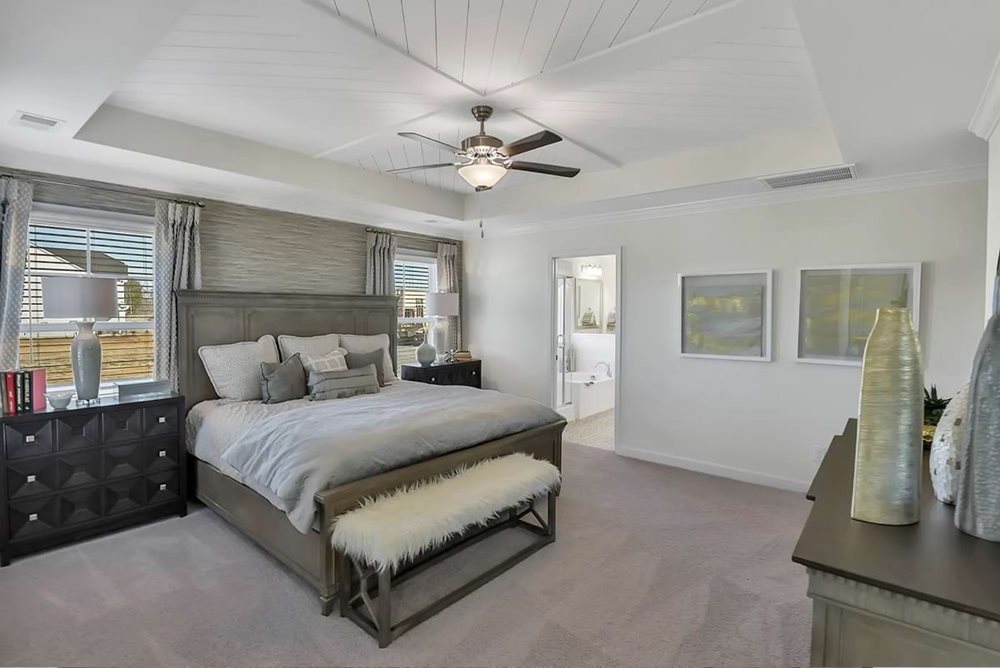 OwnersBedroom at GleasonFarm by Mungo