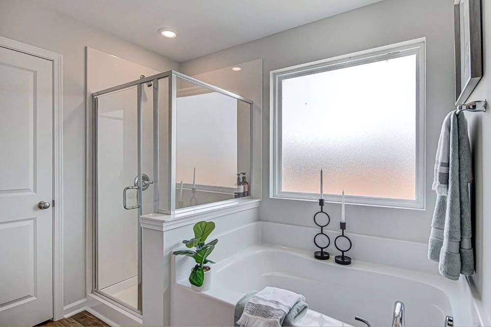 MeriwetherBathroom at TwinOaks by Mungo
