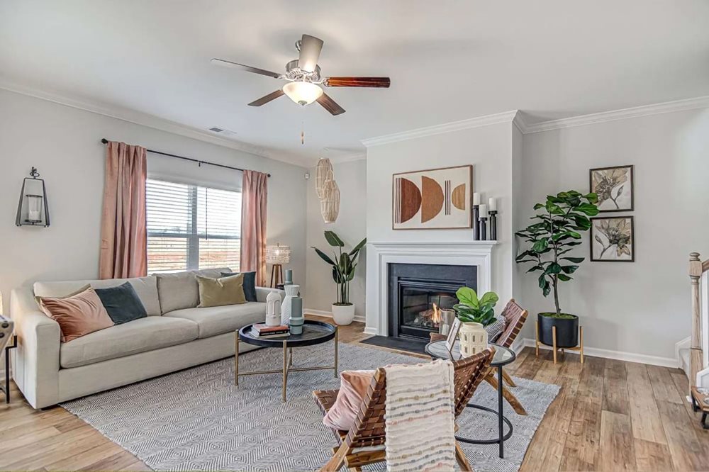 MeriwetherGreatRoom at TwinOaks by Mungo