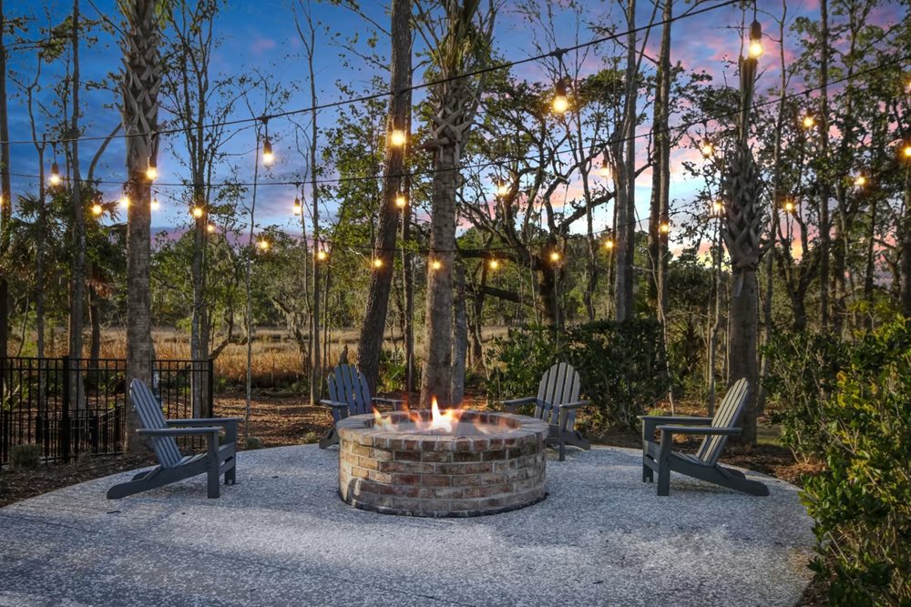 Firepit at CedarGlenPreserve by Pulte