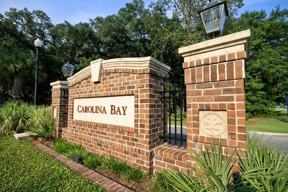 Entrance at EssexCarolinaBay by Pulte