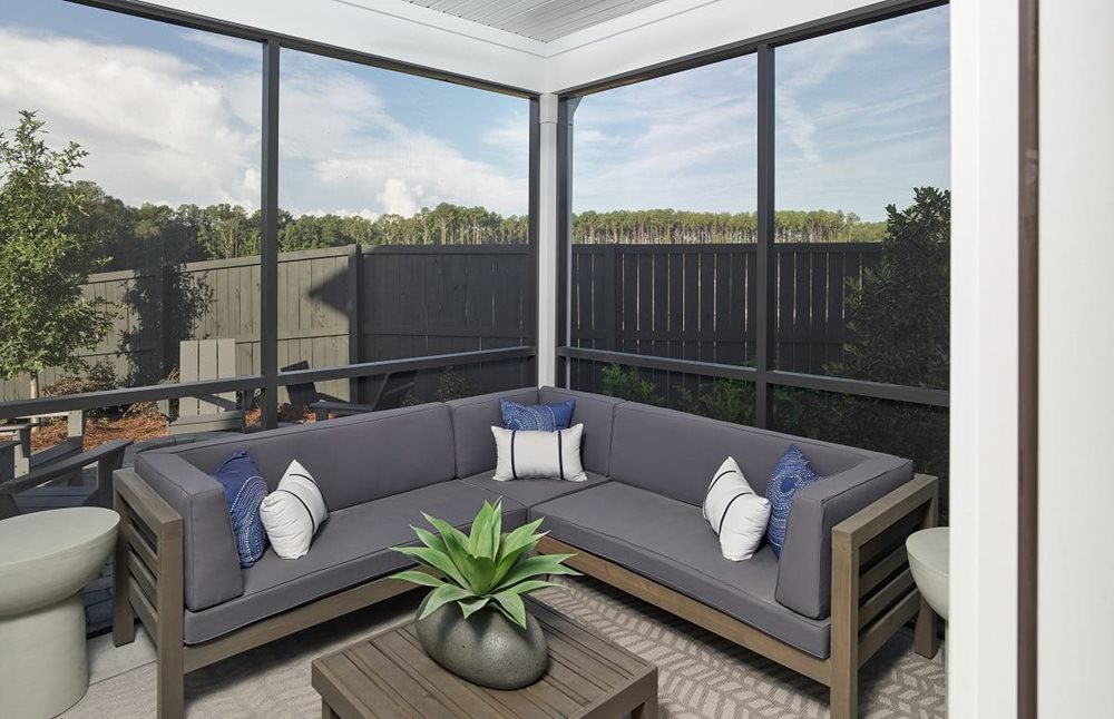 ContinentalScreenPorch at GraceLanding by Pulte