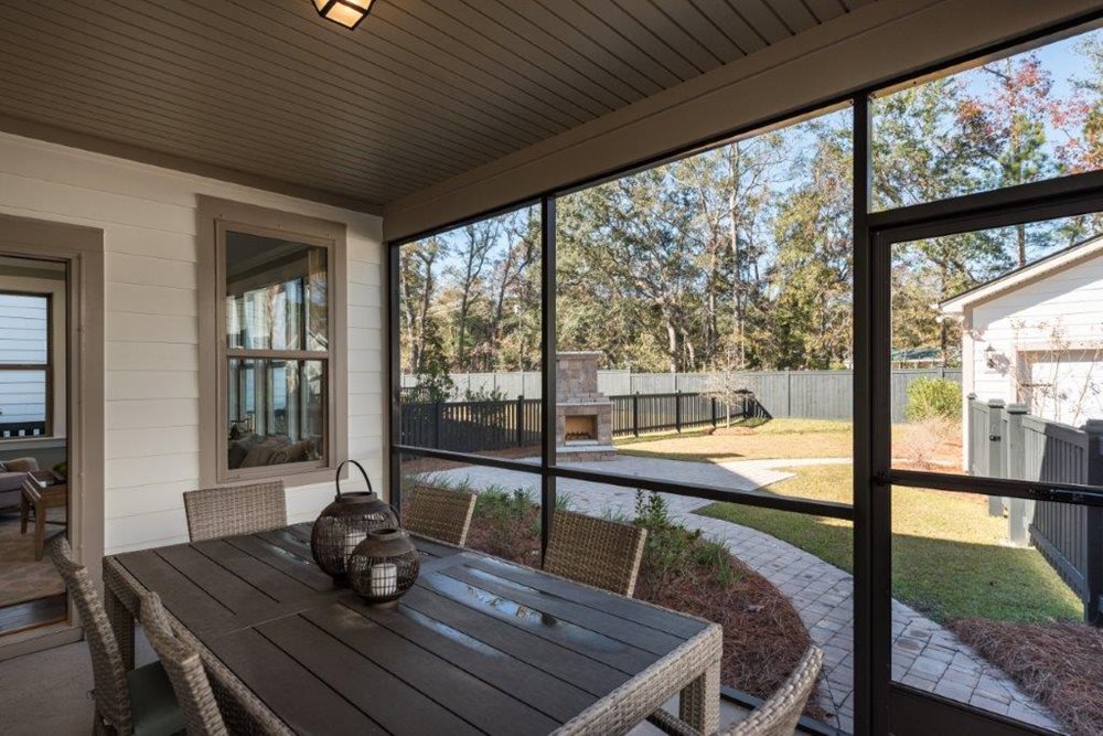 RavenwoodScreenPorch at Oakfield by Pulte