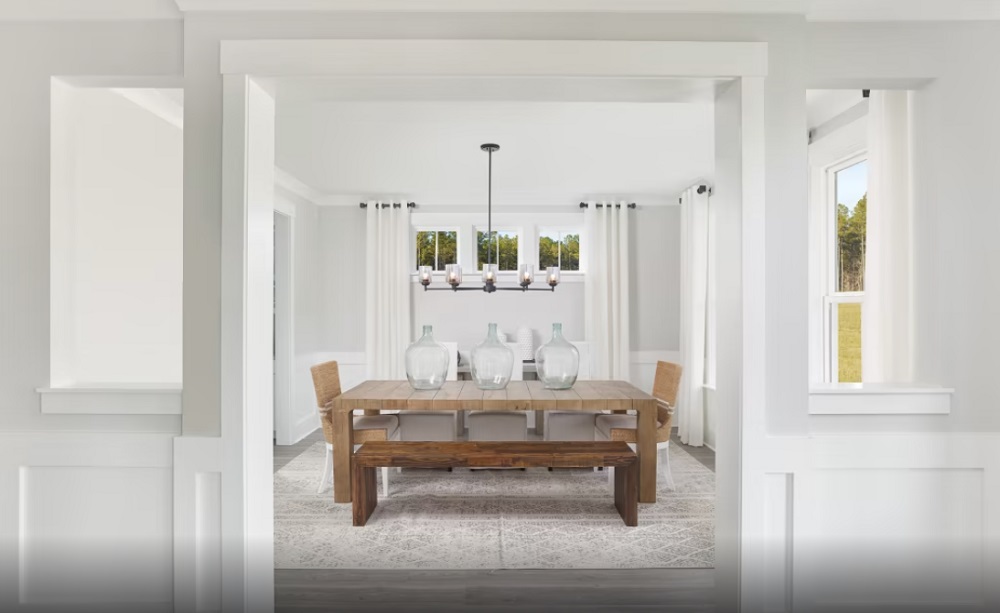 Dining at PointHope by Pulte