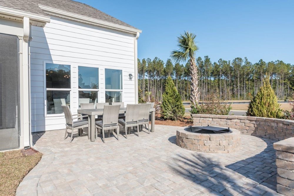 Patio at LandingsNewRiverside by Pulte