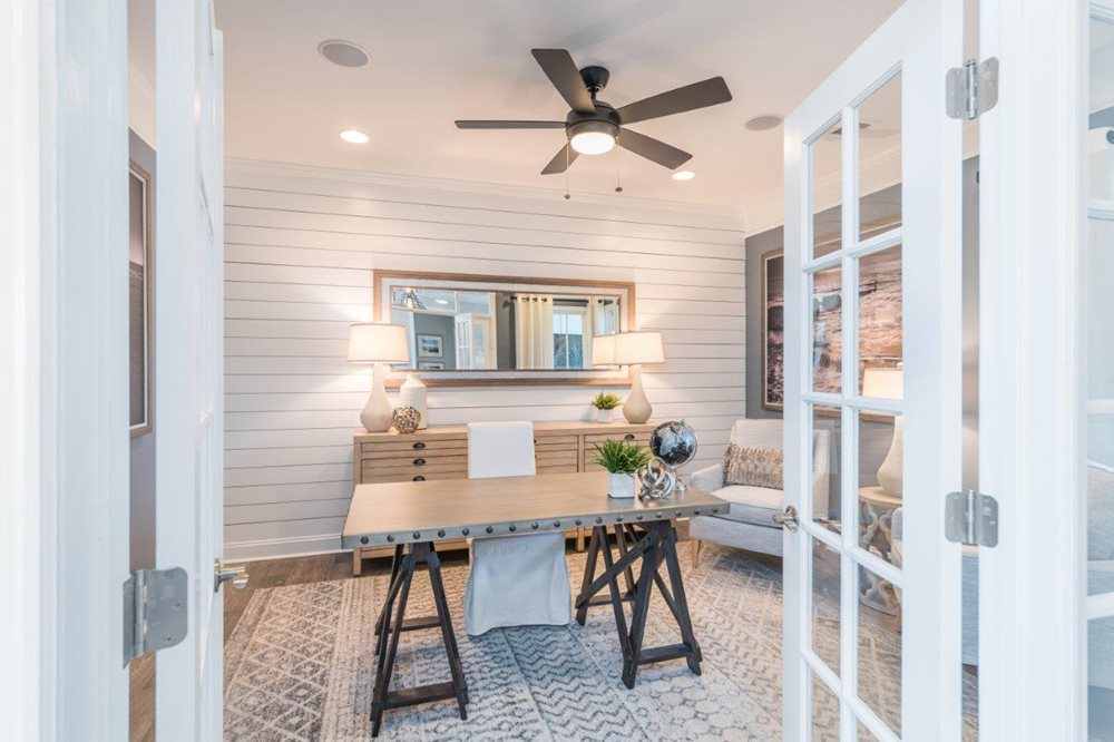 Study at LandingsNewRiverside by Pulte