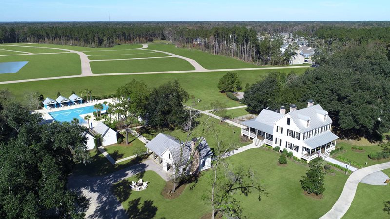 The-Ponds-picnic_aerial-(2).jpg