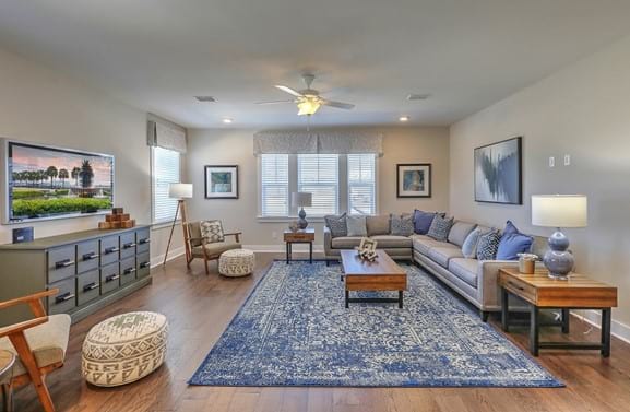 Beazer_JasminePointe-SweetgumLiving2.jpg Beazer Jasmine Point Sweetgum Loft