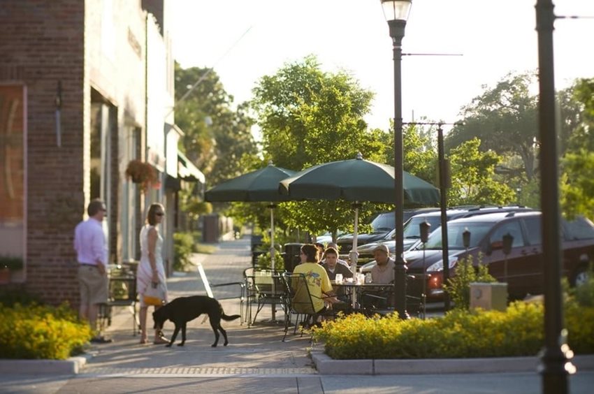 ParkCircle-Sidewalk.jpg North Charleston Park Circle sidewalk