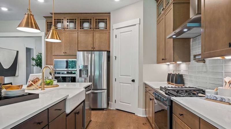 Adventurer New Home Kitchen by DRB Elevate - Summerwind Crossing