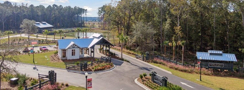 Horizons-CRS_HorizonsatSummersCorner_Pic_Amenity_Gated.jpg