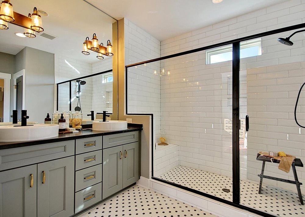 Nexton_AshtonWoodsModel_MasterBath.jpg Nexton Ashton Woods Berkeley Model Master Bathroom Summerville SC New Homes